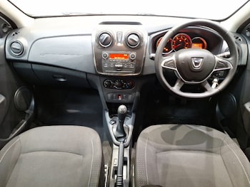 Used Dacia Sandero 2020 for sale - 76885314: Photo