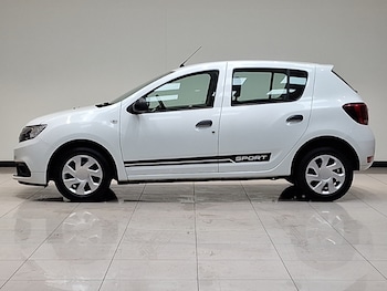 Used Dacia Sandero 2020 for sale - 76885314: Photo