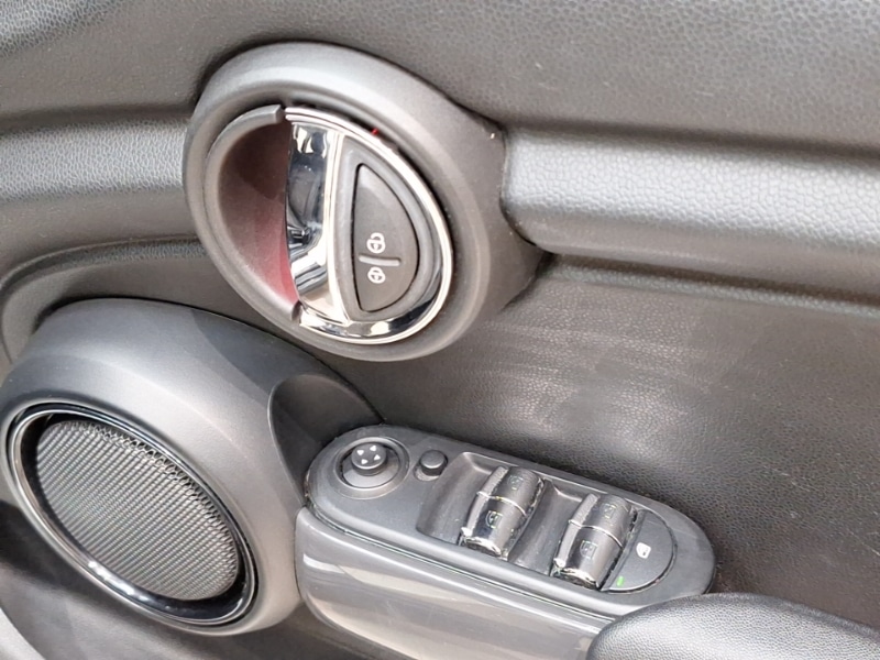 Used MINI Hatch 2018 for sale - 77126652: Photo 17