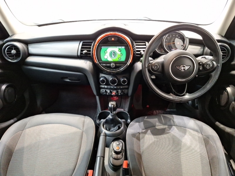 Used MINI Hatch 2018 for sale - 77126652: Photo 2