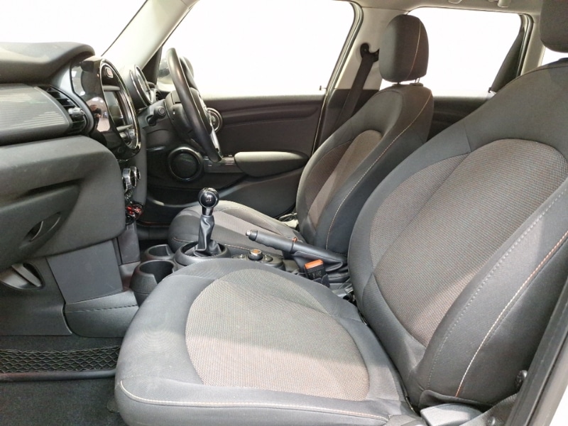 Used MINI Hatch 2018 for sale - 77126652: Photo 5