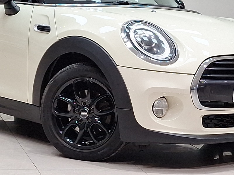 Used MINI Hatch 2018 for sale - 77126652: Photo 9