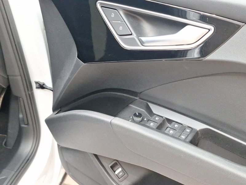 Used Audi Q4 e-tron 2023 for sale - 78202730: Photo 17