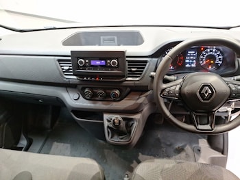 Used Renault Trafic 2022 for sale - 76779883: Photo