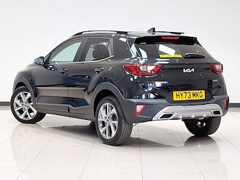 Used Kia Stonic 2023 for sale - 78895832: Photo