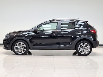 Used Kia Stonic 2023 for sale - 78895832: Photo