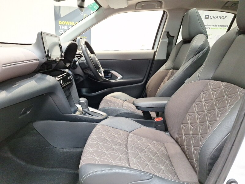 Used Toyota Yaris Cross 2023 for sale - 77992721: Photo 5