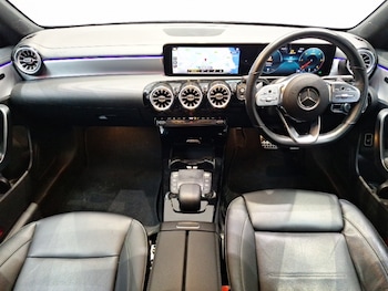 Used Mercedes-Benz CLA 2022 for sale - 76052621: Photo 2