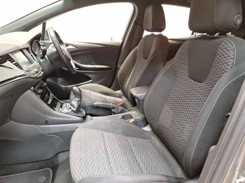 Used Vauxhall Astra 2017 for sale - 76567238: Photo 5