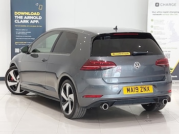 Used Volkswagen Golf 2019 for sale - 78321056: Photo