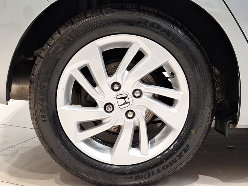 Used Honda Jazz 2017 for sale - 77405023: Photo 12