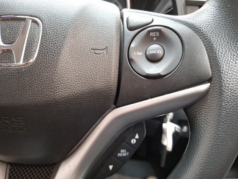 Used Honda Jazz 2017 for sale - 77405023: Photo 17