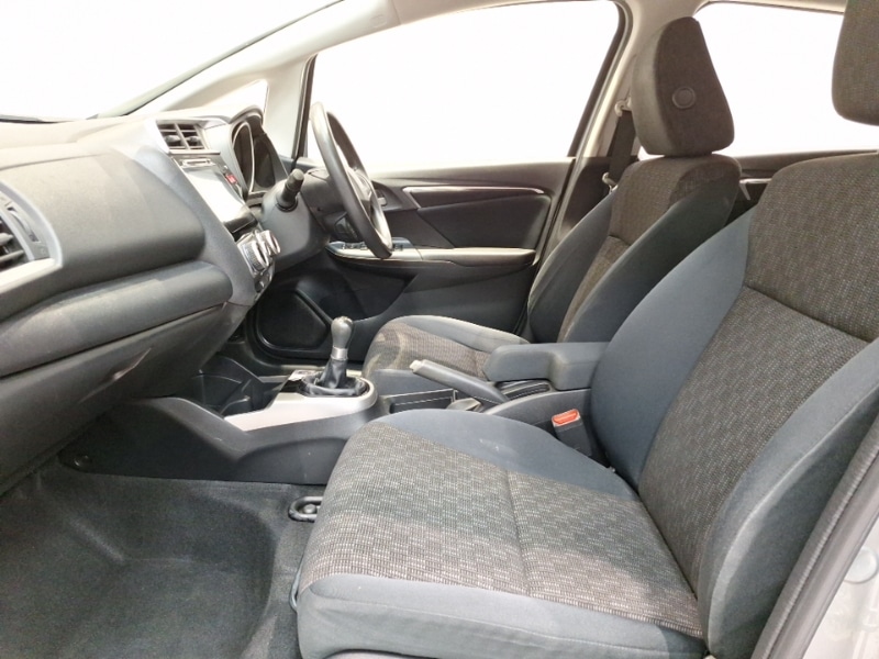 Used Honda Jazz 2017 for sale - 77405023: Photo 5