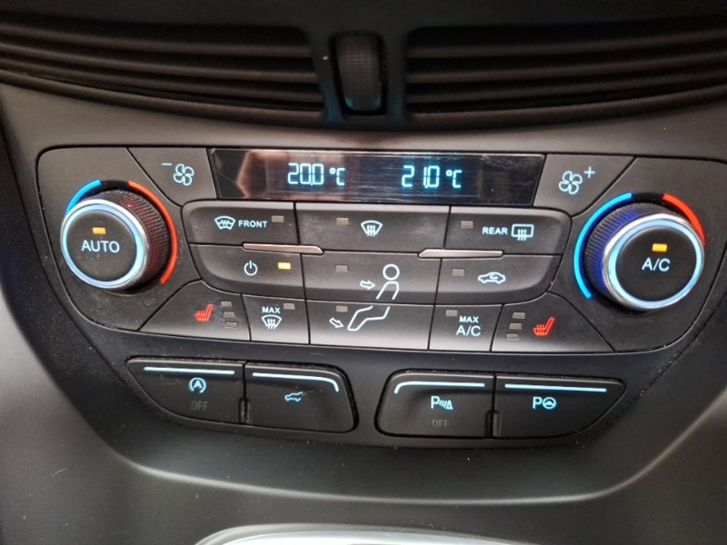 Used Ford Kuga 2018 for sale - 77343327: Photo 17