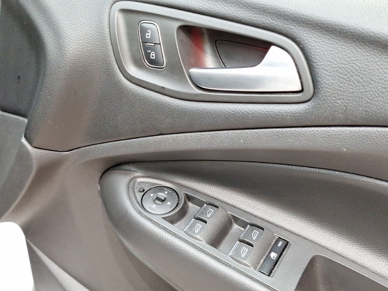 Used Ford Kuga 2018 for sale - 77343327: Photo 18