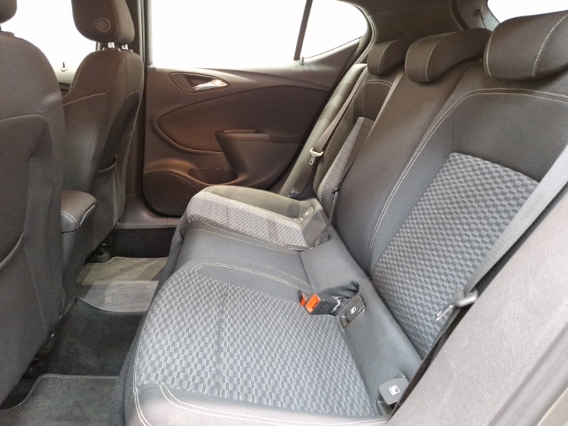 Used Vauxhall Astra 2017 for sale - 76624365: Photo 6