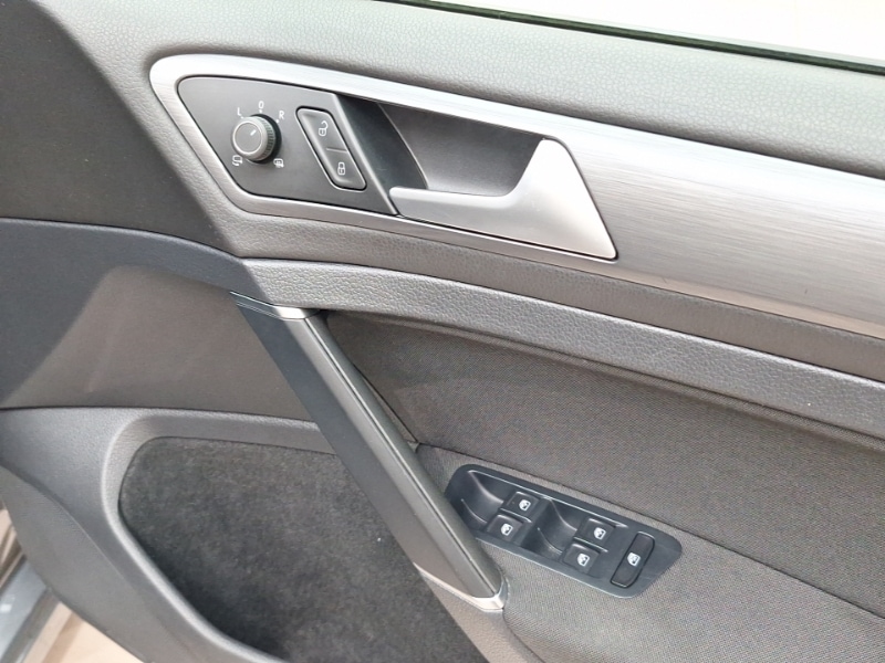 Used Volkswagen Golf 2017 for sale - 78013174: Photo 17