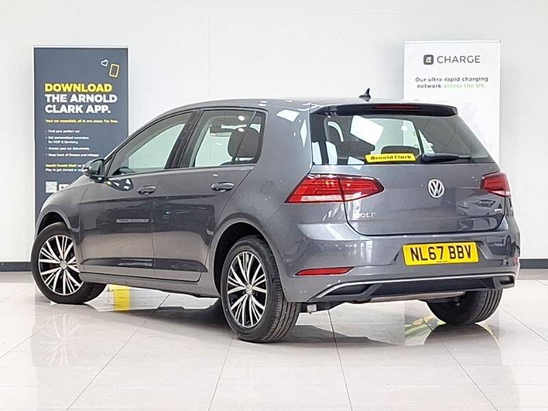 Used Volkswagen Golf 2017 for sale - 78013174: Photo 3