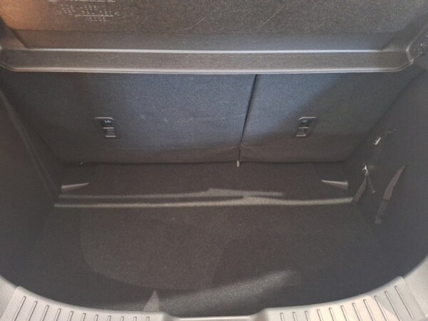 Used Mazda Mazda2 2022 for sale - 75605504: Photo 8