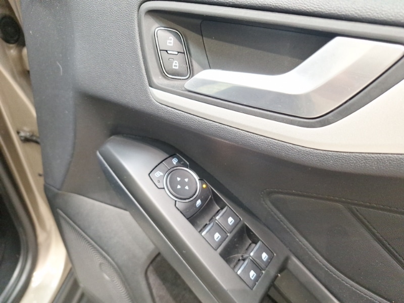 Used Ford Focus 2019 for sale - 76343389: Photo 17