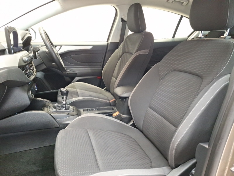 Used Ford Focus 2019 for sale - 76343389: Photo 5