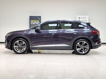 Used Audi Q4 e-tron 2024 for sale - 77664169: Photo