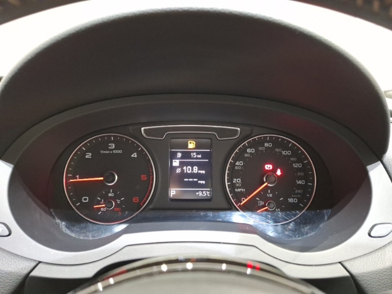 Used Audi Q3 2015 for sale - 77922657: Photo 10