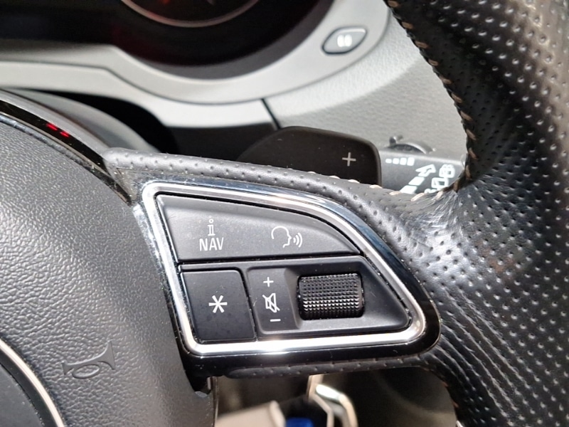 Used Audi Q3 2015 for sale - 77922657: Photo 13