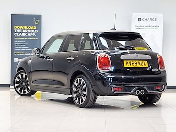 Used MINI Hatch 2019 for sale - 78355011: Photo