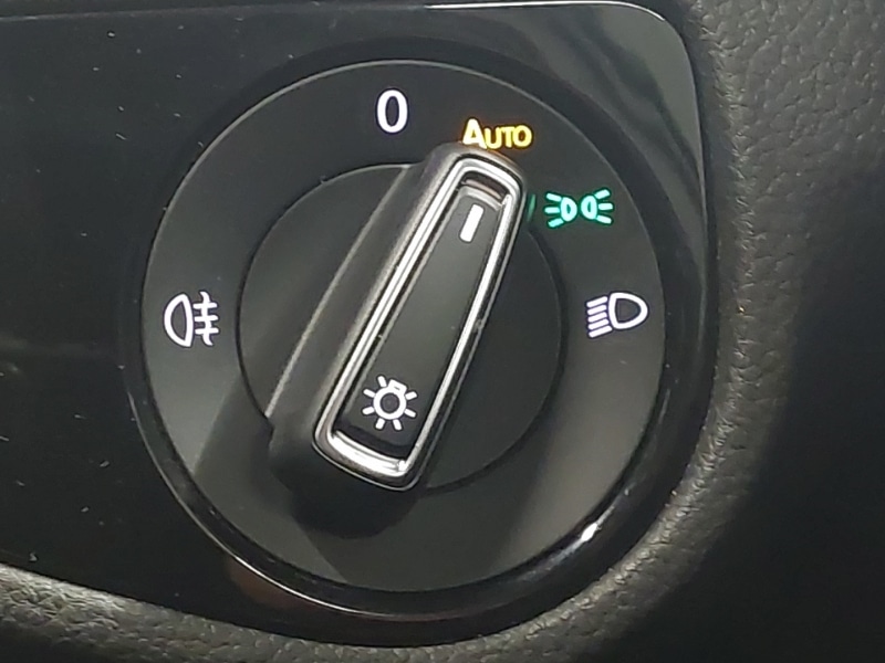 Used Volkswagen Golf 2019 for sale - 77499977: Photo 12