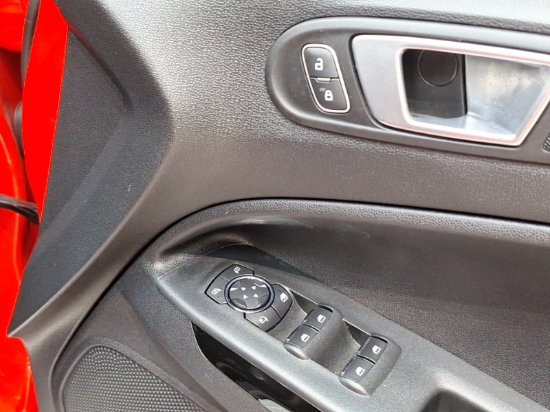 Used Ford Ecosport 2018 for sale - 77352320: Photo 18