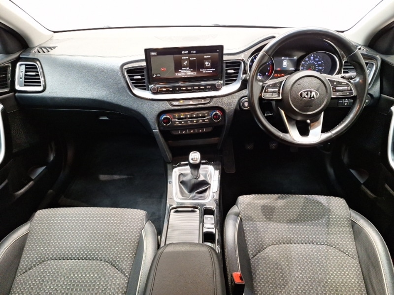 Used Kia XCeed 2020 for sale - 77518376: Photo 2
