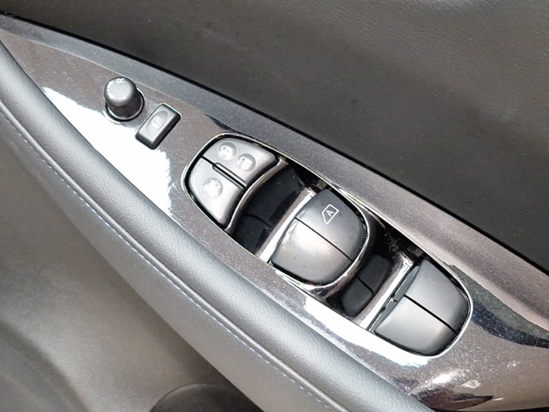 Used Nissan Leaf 2022 for sale - 76879920: Photo 18