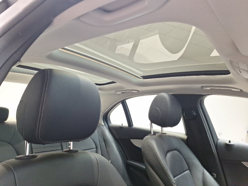 Used Mercedes-Benz C Class 2018 for sale - 76609943: Photo 13