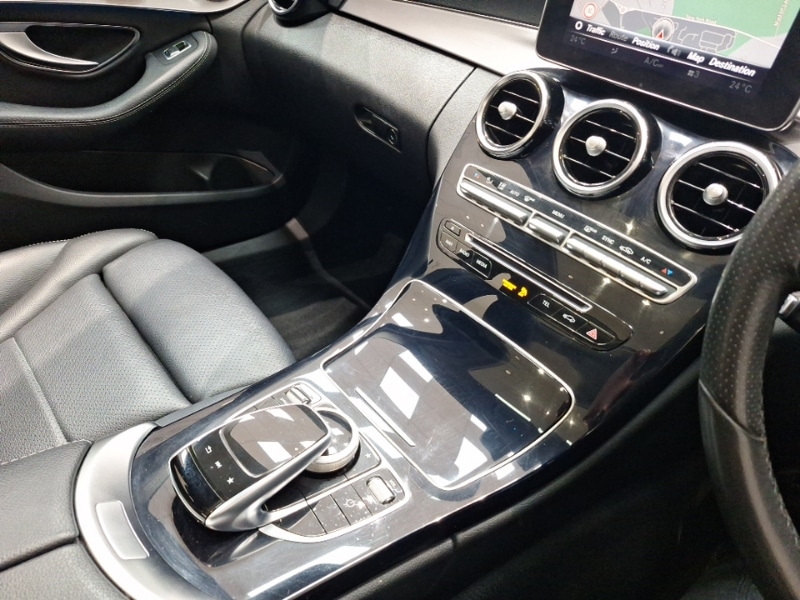 Used Mercedes-Benz C Class 2018 for sale - 76609943: Photo 15