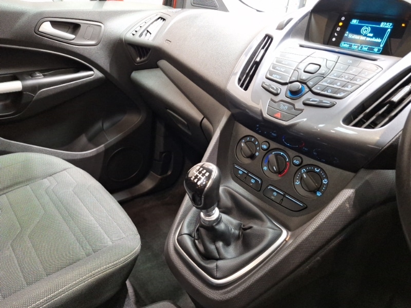 Used Ford Tourneo Connect 2017 for sale - 78013168: Photo 15