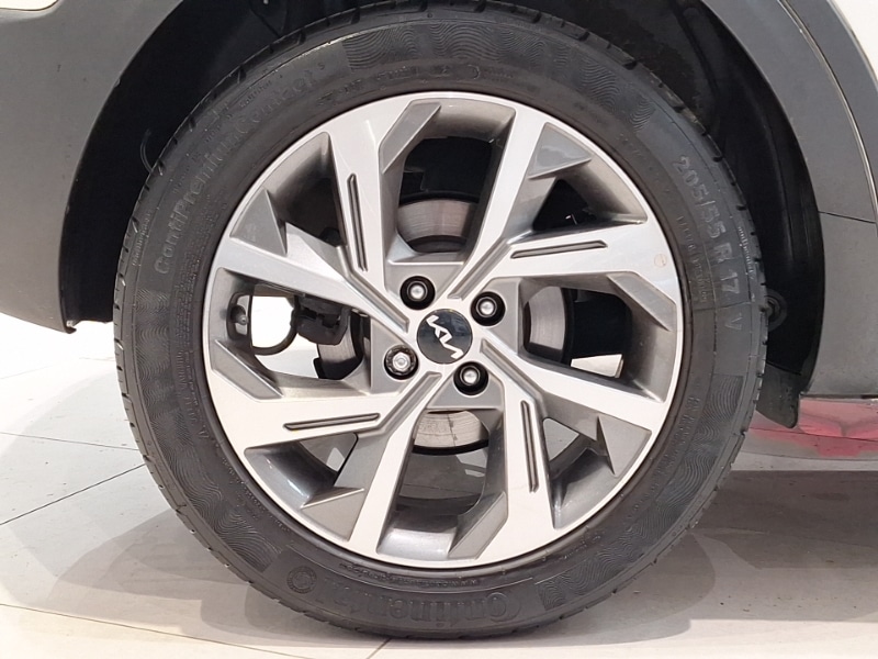 Used Kia Stonic 2022 for sale - 76567228: Photo 12