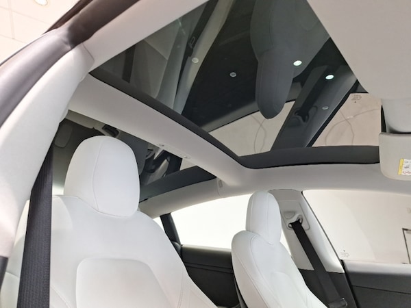 Used Tesla Model 3 2021 for sale - 76325561: Photo 13