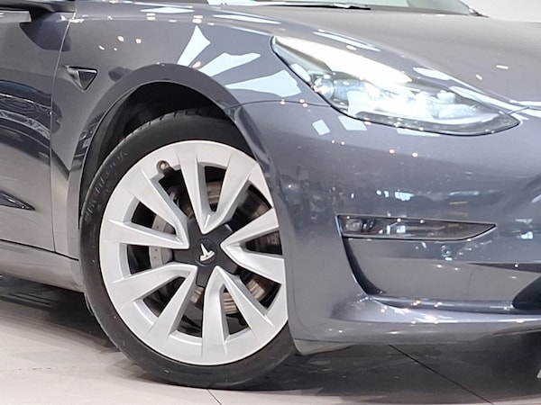 Used Tesla Model 3 2021 for sale - 76325561: Photo 9