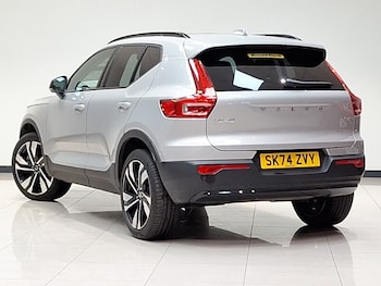 Used Volvo XC40 2024 for sale - 76713497: Photo
