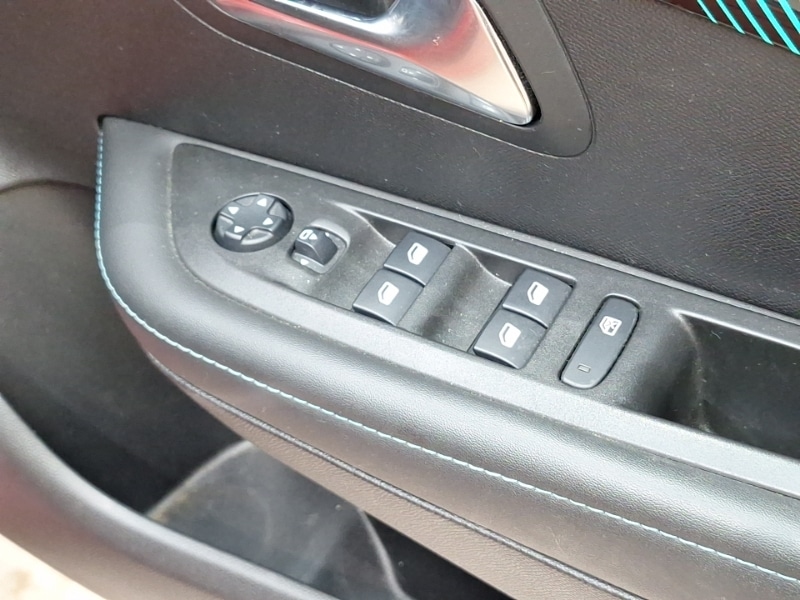 Used Peugeot 208 2020 for sale - 78093679: Photo 17