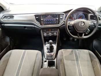 Used Volkswagen T-Roc 2019 for sale - 75138540: Photo