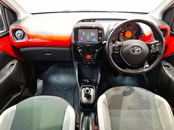 Used Toyota AYGO 2018 for sale - 75989365: Photo