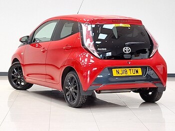 Used Toyota AYGO 2018 for sale - 75989365: Photo