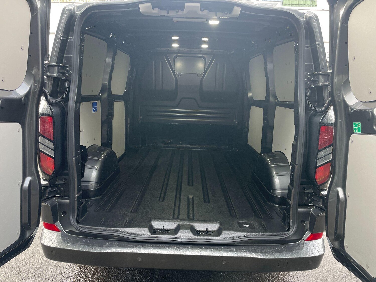 Used Ford Transit Custom 2024 for sale - 77537199: Photo 16