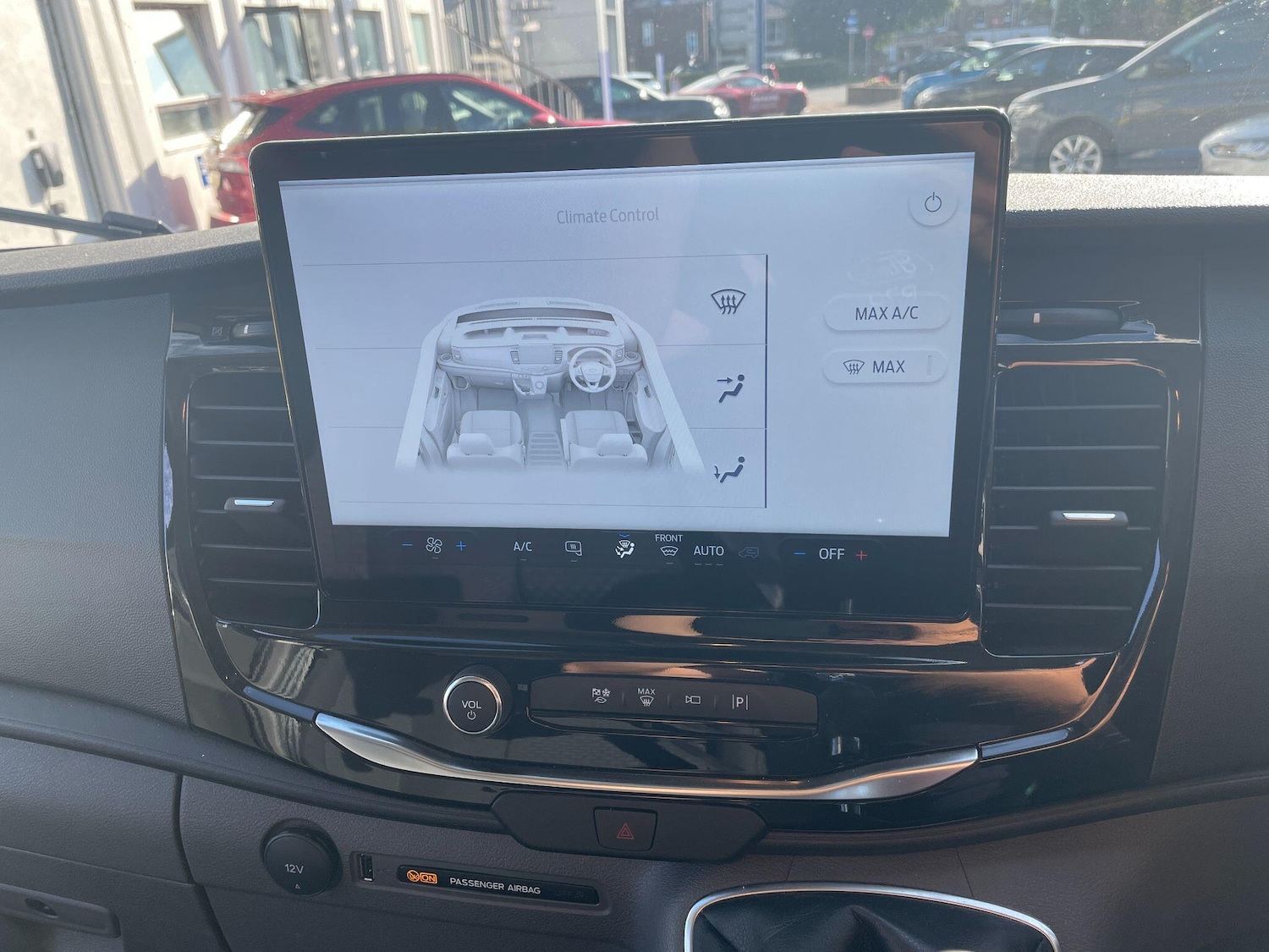 Used Ford Transit 2024 for sale - 76398672: Photo 18