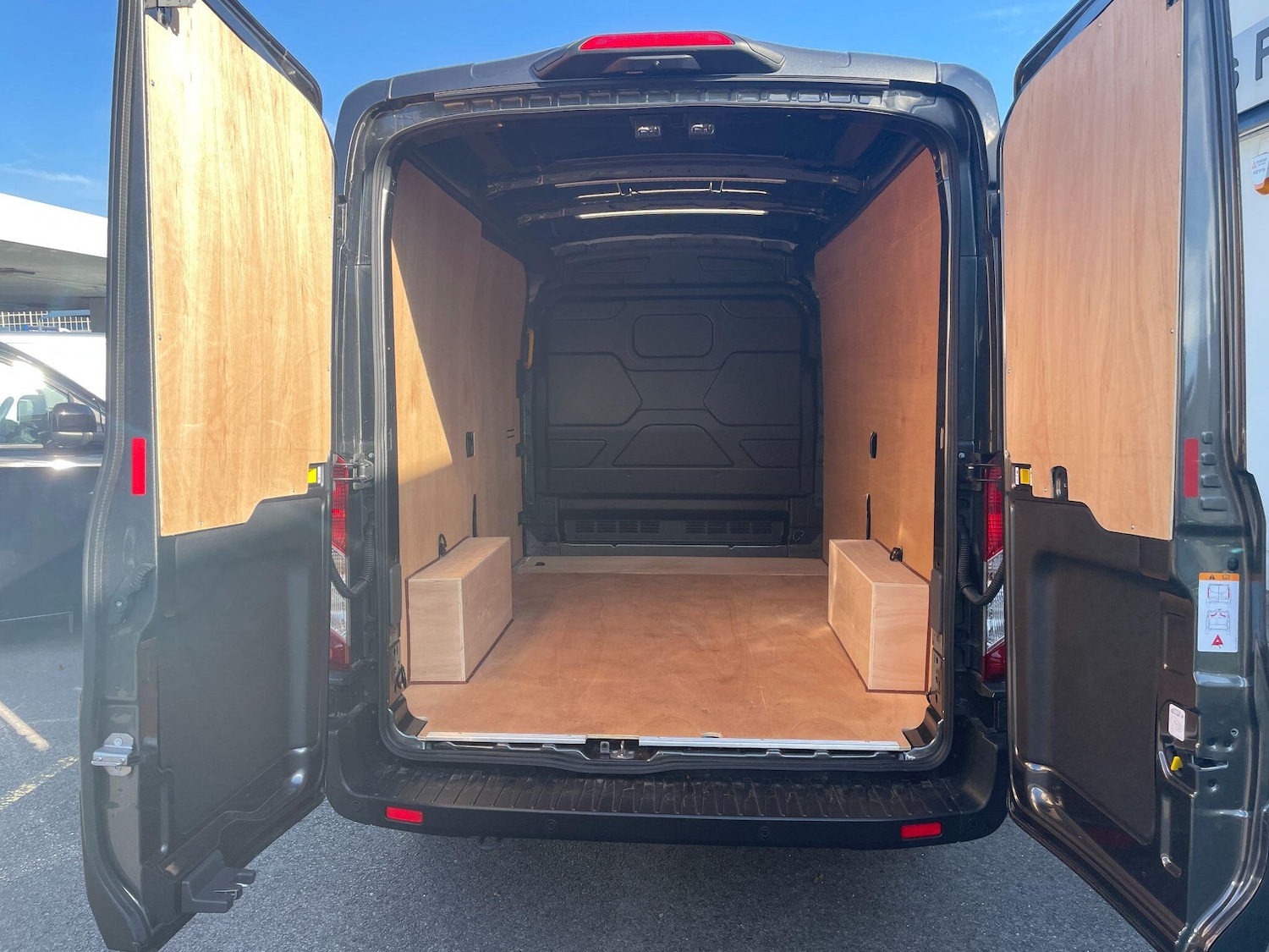 Used Ford Transit 2024 for sale - 76398672: Photo 21