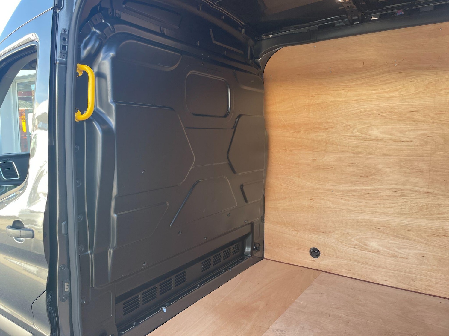 Used Ford Transit 2024 for sale - 76398672: Photo 23