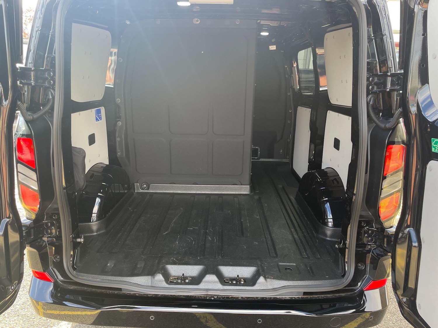 Used Ford Transit Custom 2025 for sale - 76765324: Photo 18