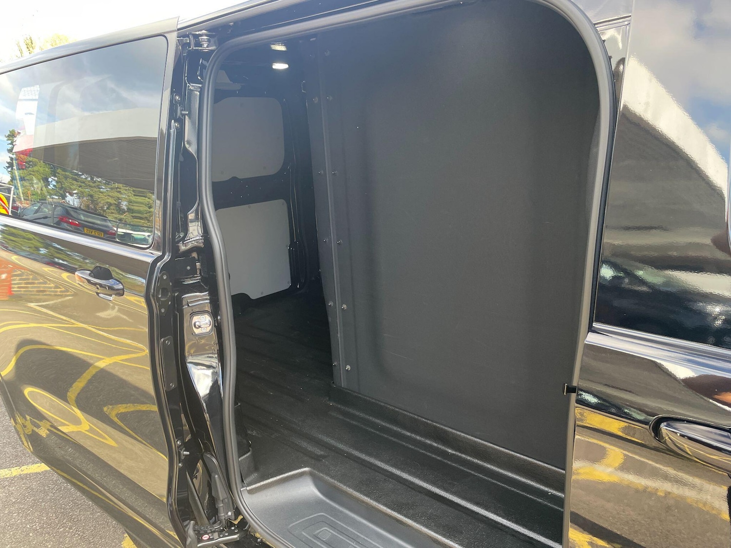 Used Ford Transit Custom 2025 for sale - 76765324: Photo 19